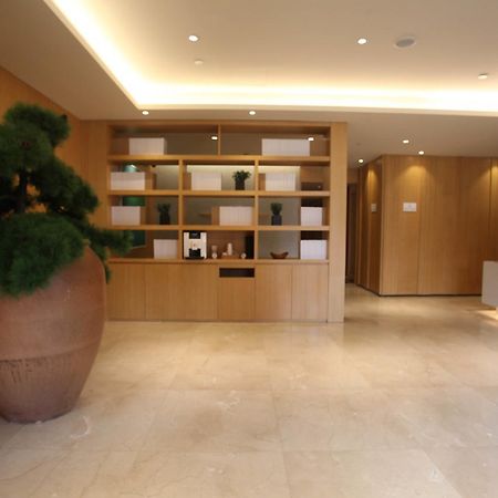 Ji Hotel Shanghai Bund East Nanjing Road Pedestrian Street Buitenkant foto
